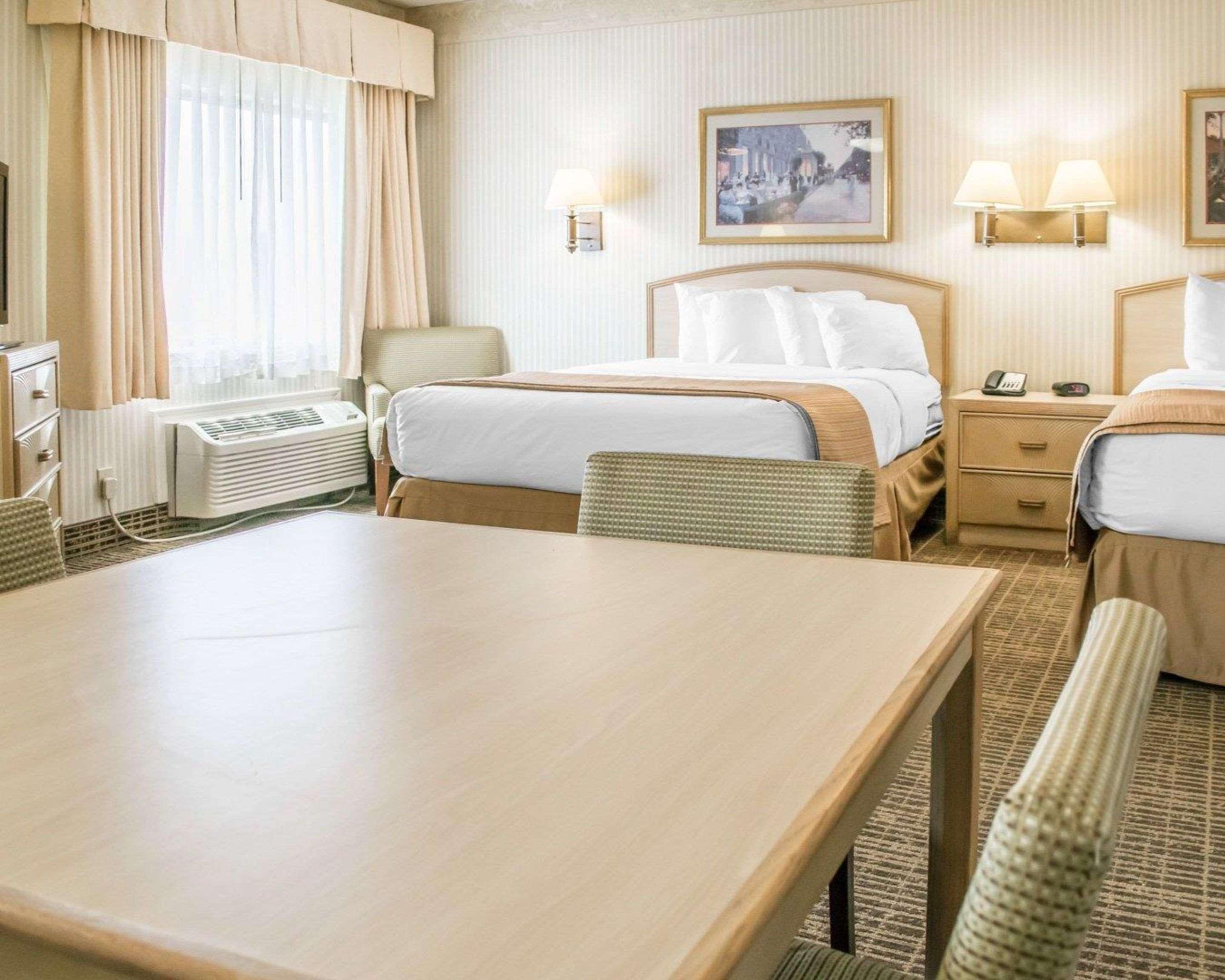 Clarion Pointe Louisville East Екстер'єр фото