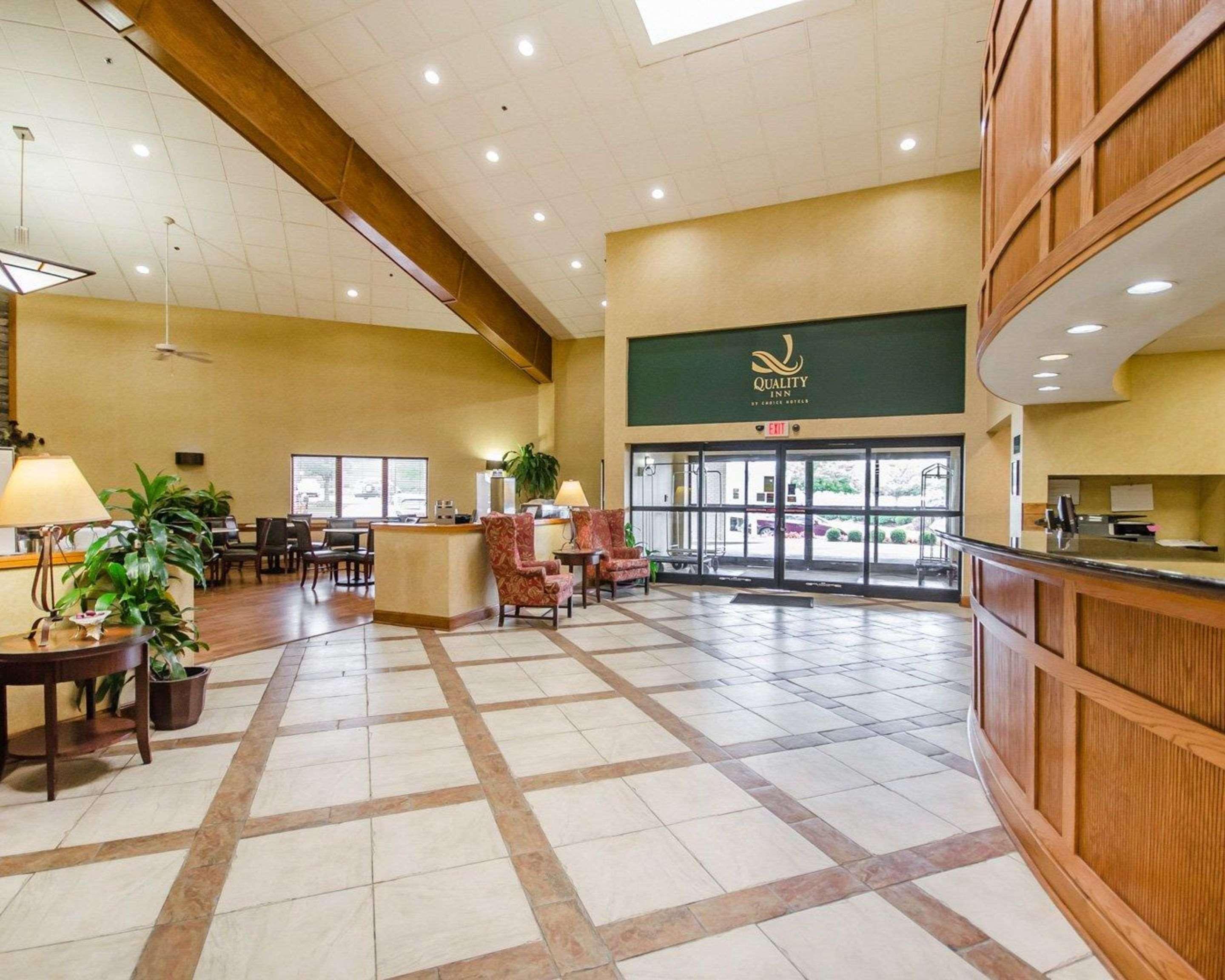 Clarion Pointe Louisville East Екстер'єр фото