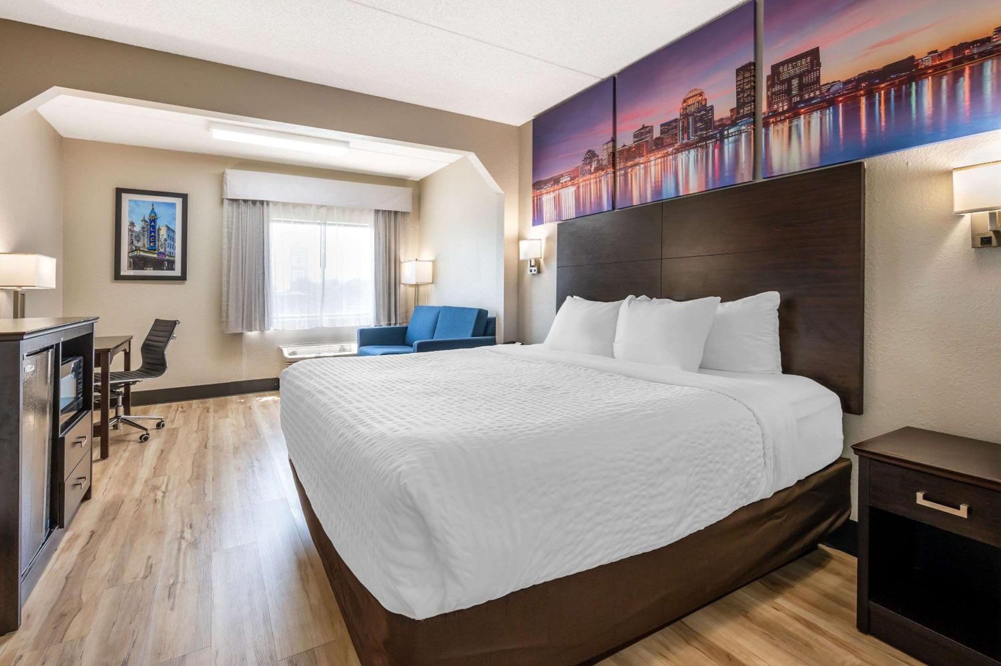 Clarion Pointe Louisville East Екстер'єр фото